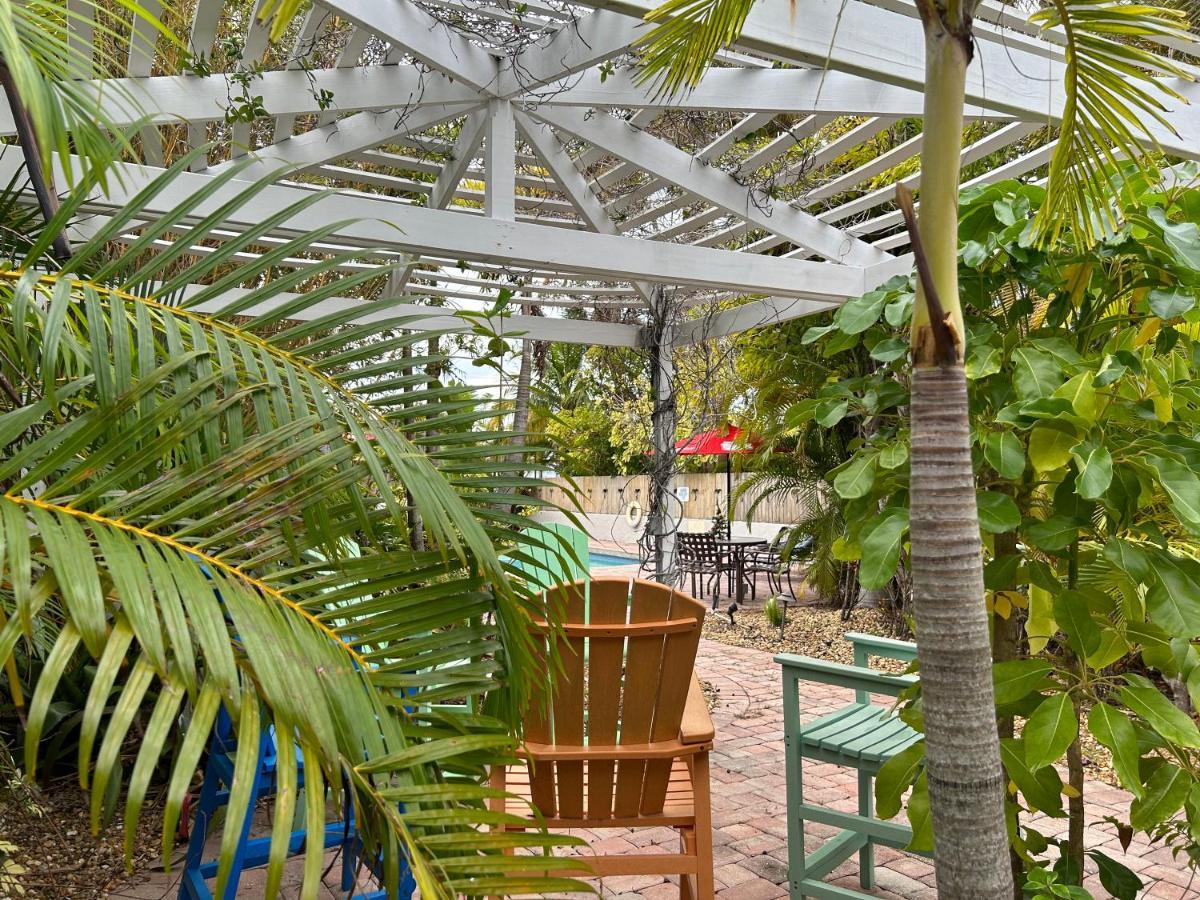 An Island Getaway At Palm Tree Villas Holmes Beach Exteriér fotografie